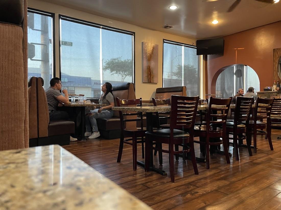 Angelo's Italian Restaurant & Pizzeria